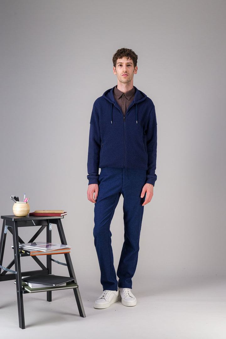 Pull zippé marine capuche en laine recyclée japonaise