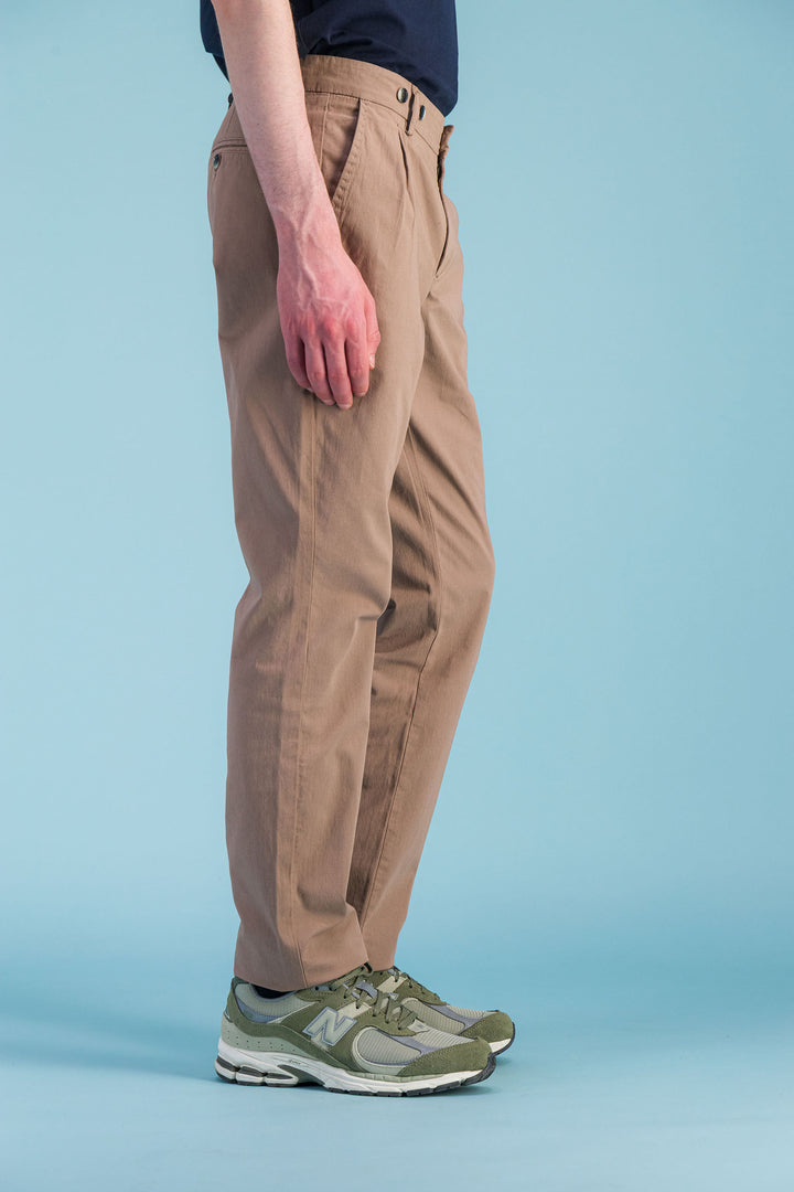 Blue city pant with darts