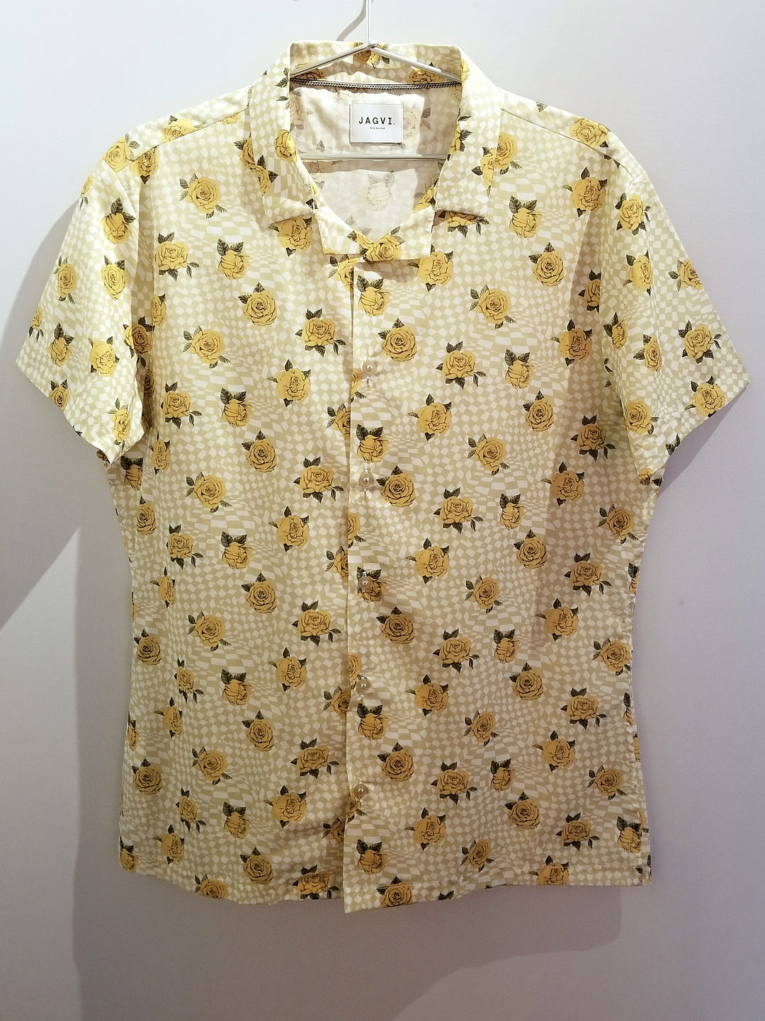 Short-sleeved shirt in light organic cotton with “roses” print