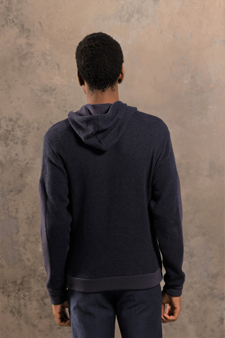 Sweat à capuche en coton laine marine